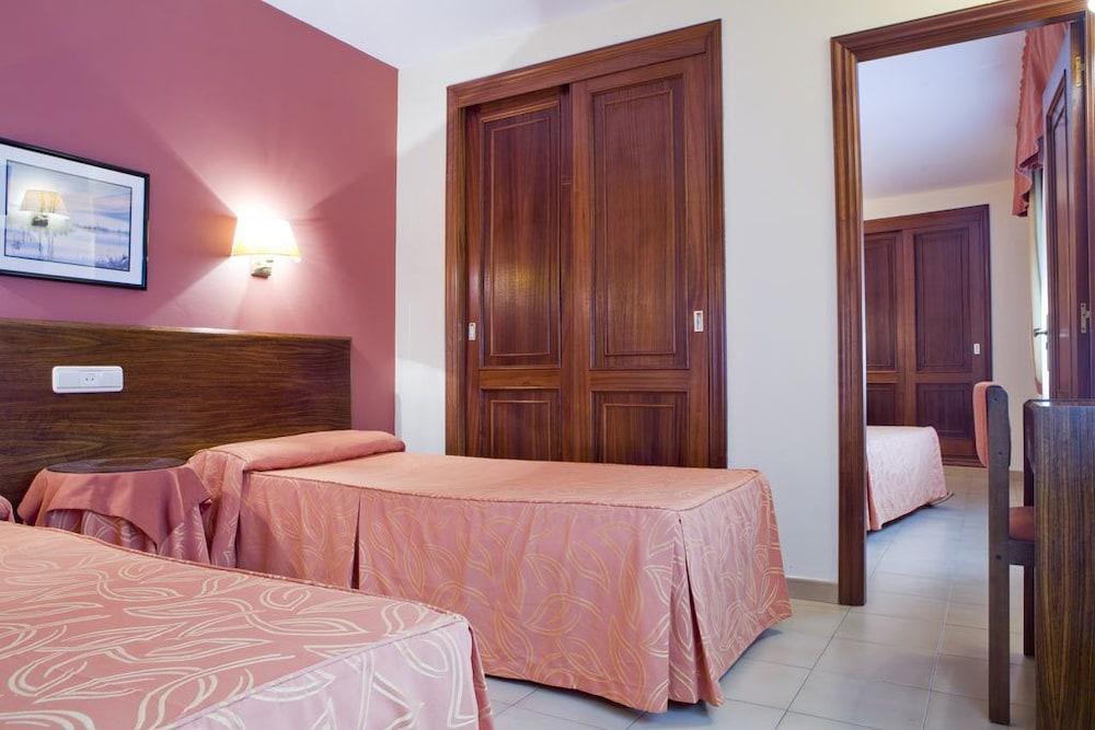 Hotel Siroco Portonovo Eksteriør bilde