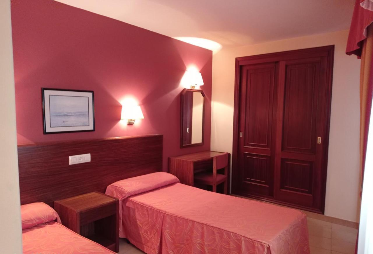 Hotel Siroco Portonovo Eksteriør bilde